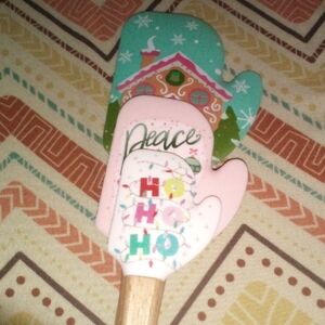 NWT! Holiday 3 Piece Spatula Set